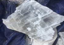 特級(jí)透明石膏礦